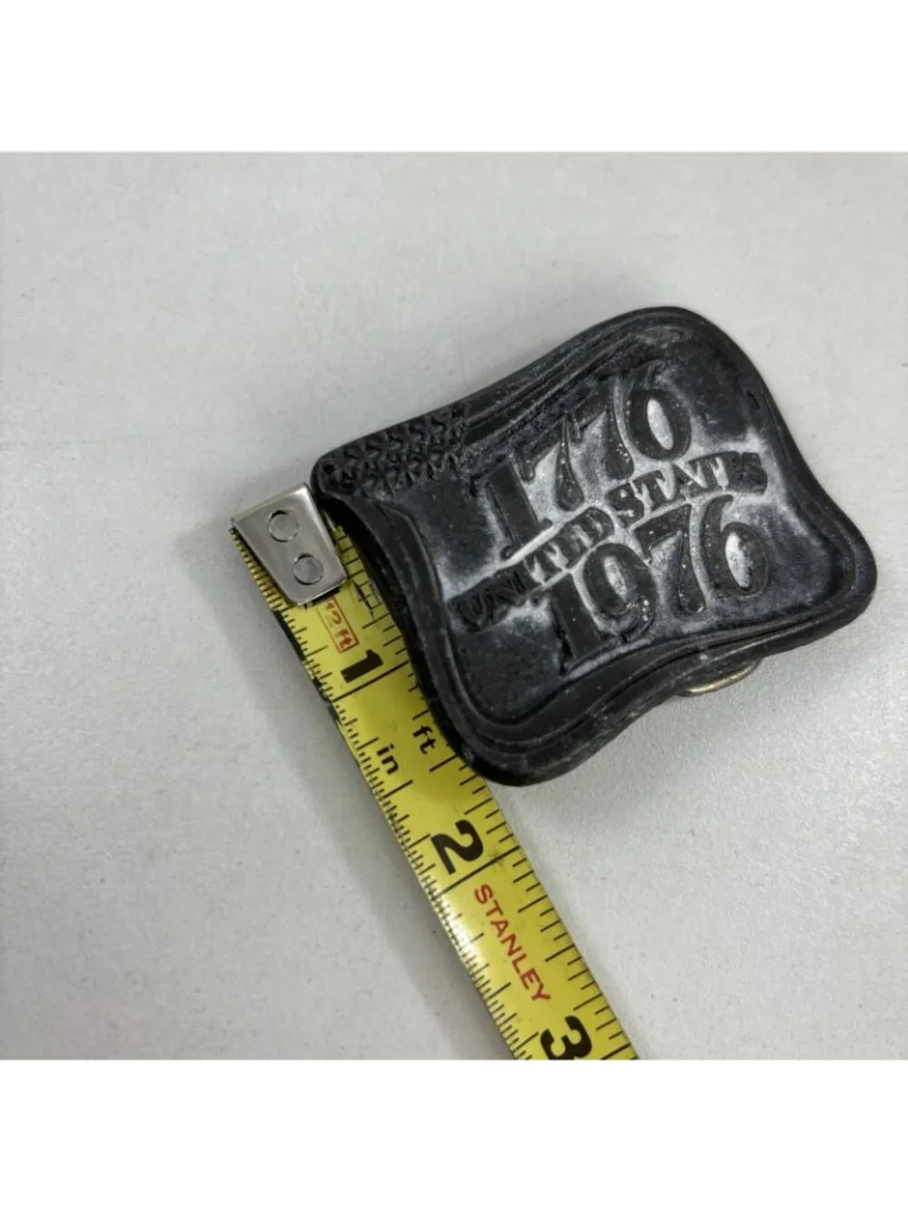 VINTAGE BELT BUCKLE  -  200TH ANNIVERSARY  AMERICAN REVOLUTION  - 1776- 1976